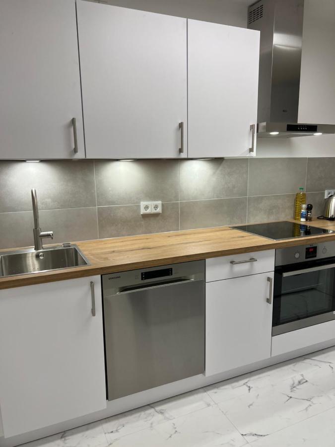City Apartment - Laim - Mountain View ميونيخ المظهر الخارجي الصورة